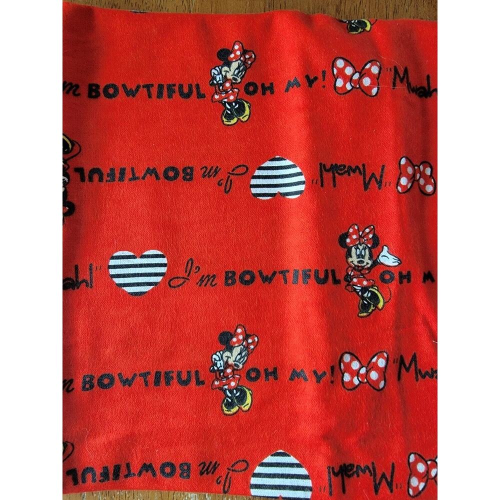 20 Inches Disney Minnie Mouse I'm Bowtiful Oh My Soft Cotton Flannel Fabric